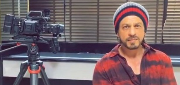 Shah Rukh Khan addresses his fans to stay safe and free from Covid 19