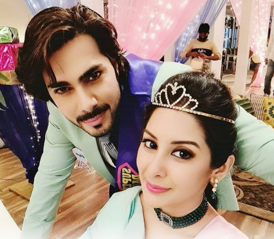 Samir Onkar in Yeh Rishta Kya Kehlata Hai is back in the show with his new look