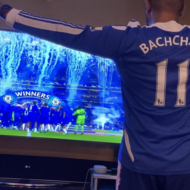 Abhishek Bachchan shares photo celebrating Chelsea Champions League win, calls it top performance