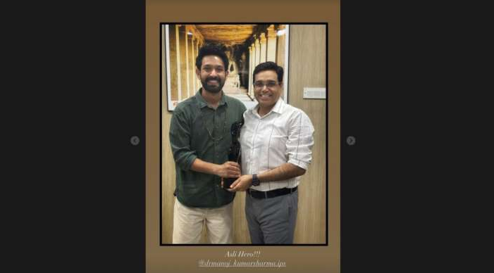 12th Fail actor Vikrant Massey meets Asli Hero IPS Manoj Kumar Sharma post Filmfare win